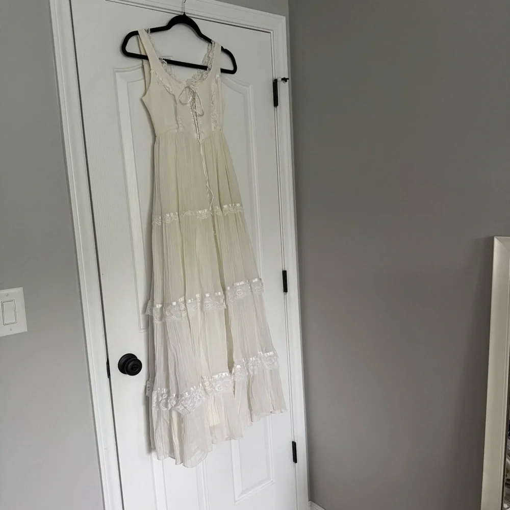 Gunne Sax Vintage Prairie Wedding Dress - Picture 3 of 8